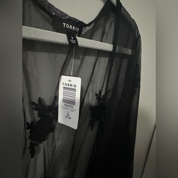 Torrid Black Lace Kimono Robe size 2X NWT - Picture 2 of 5